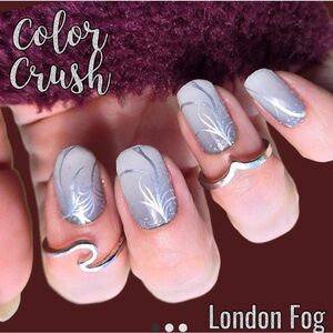 London Fog Elegant Silver and White Nail Wraps